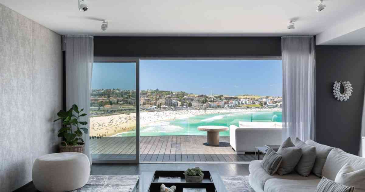 悉尼拍卖：Bondi Beach Penthouse售价20.1亿美元，设定公寓拍卖记录
