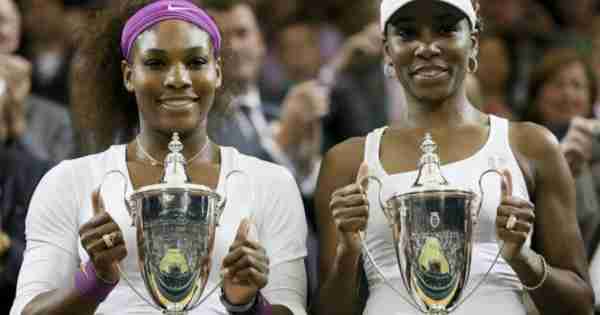 Serena和Venus Williams在纽约销售阁楼