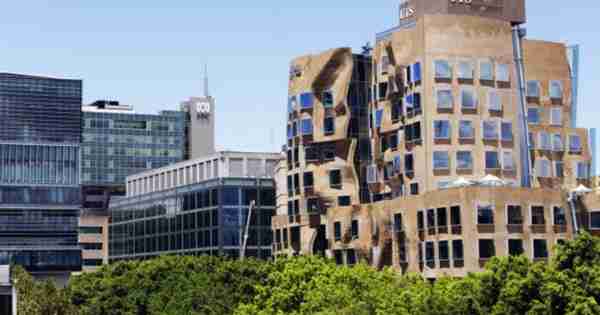 Frank Gehry在悉尼的棕色纸袋大楼赢得了国家奖