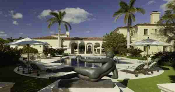 硅谷亿万富翁吉姆克拉克和妻子Kristy Hinze List Florida Mega Mansion为181,000万美元