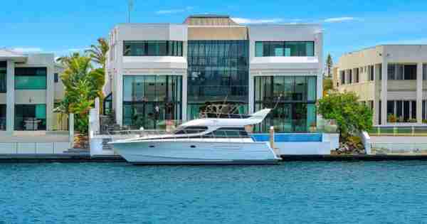 Kiwi商人卖金海岸豪宅为550万美元