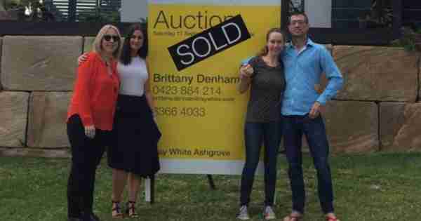 竞争家庭推出Brisbane Home的竞标至900,000美元