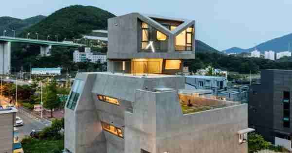 韩国建筑师建造房子看起来像一只巨大的猫头鹰
