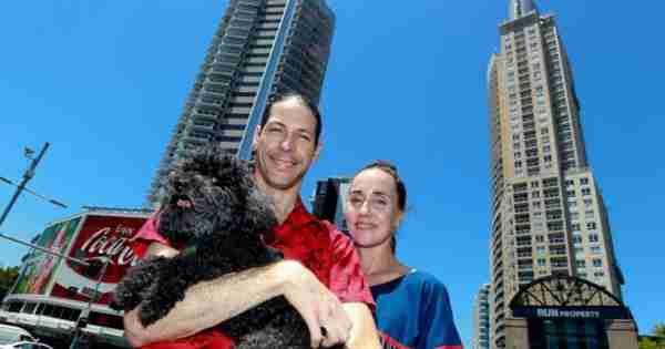 作为悉尼最大的公寓楼禁止动物的大打击