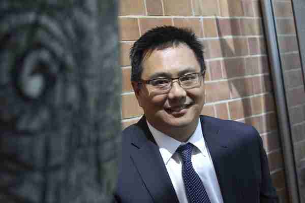 Betmakers'Nick Chan兑现他的Mosman筹码，拥有500万美元的房屋销售