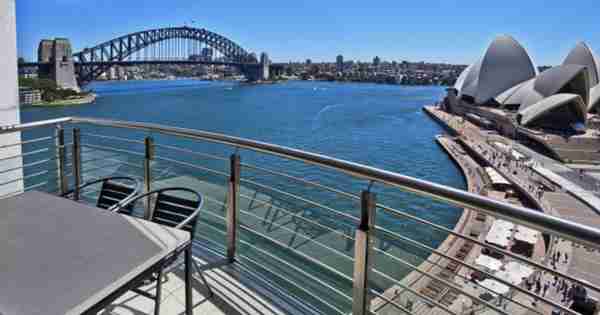 悉尼港的Bennelong Penthouse售价2200万美元